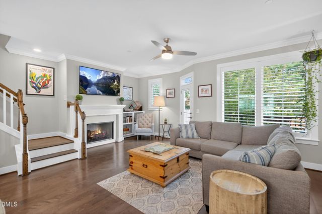 1610 Draper View Loop 102, Raleigh, NC 27608