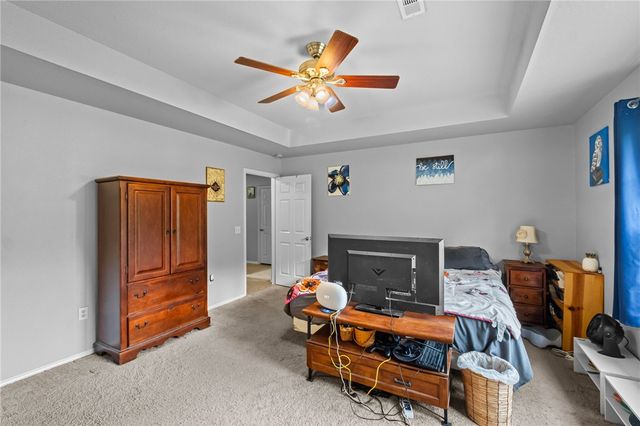 8 Hebrides Drive, Bella Vista, AR 72715