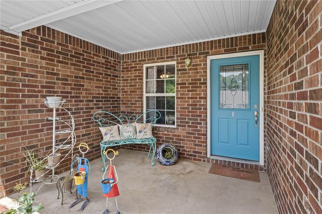 8 Hebrides Drive, Bella Vista, AR 72715