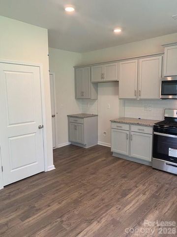 4115 Village Boulevard NW, Conover, NC 28613