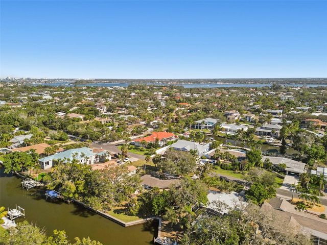 5036 HIGEL AVENUE, Sarasota, FL 34242
