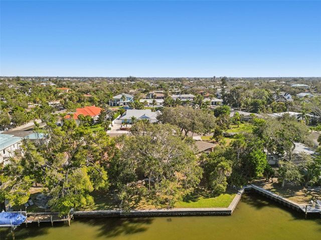 5036 HIGEL AVENUE, Sarasota, FL 34242