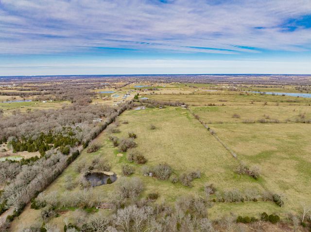 352 Rs County Road 1605, Point, TX 75472