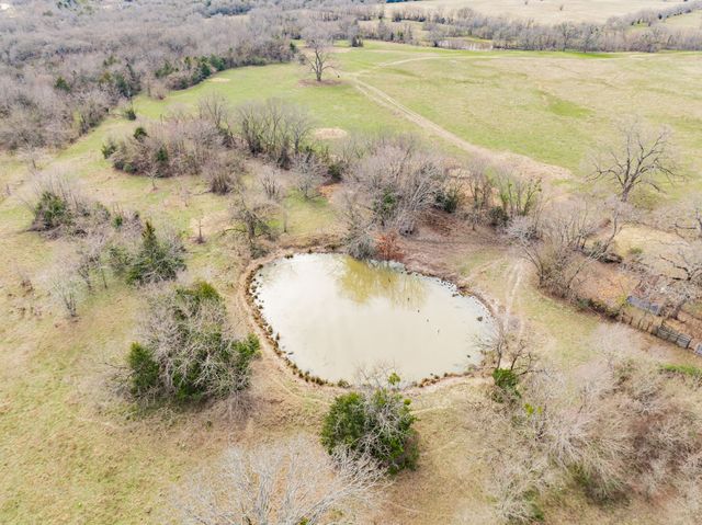 352 Rs County Road 1605, Point, TX 75472