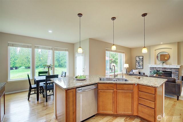 12152 Wilmington Way, Mukilteo, WA 98275