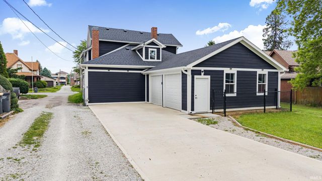 218 N West Street, Tipton, IN 46072