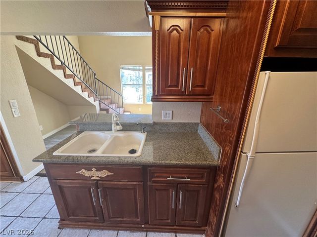 3976 Colors Court 39, Las Vegas, NV 89103