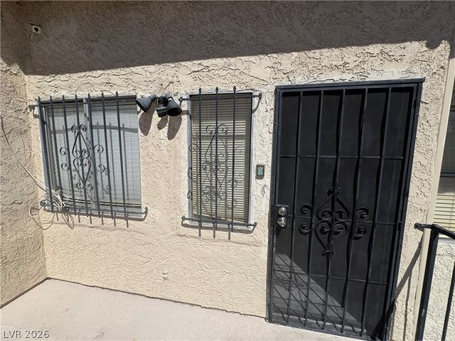 3976 Colors Court 39, Las Vegas, NV 89103