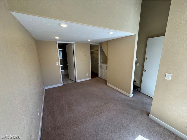 3976 Colors Court 39, Las Vegas, NV 89103