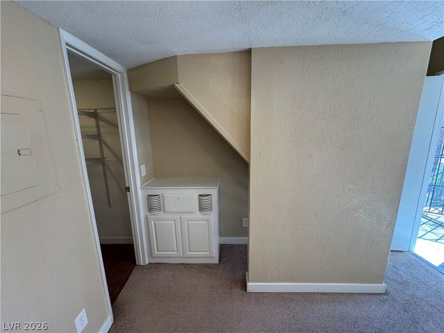 3976 Colors Court 39, Las Vegas, NV 89103