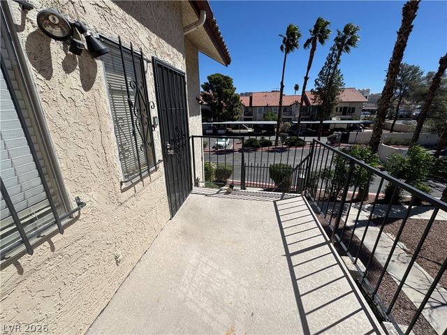 3976 Colors Court 39, Las Vegas, NV 89103