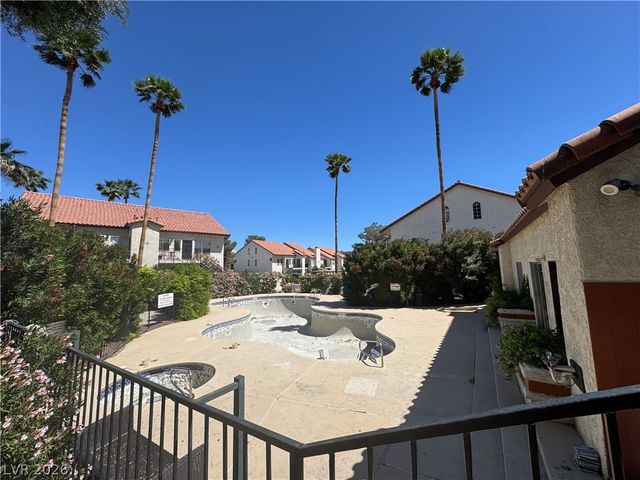 3976 Colors Court 39, Las Vegas, NV 89103