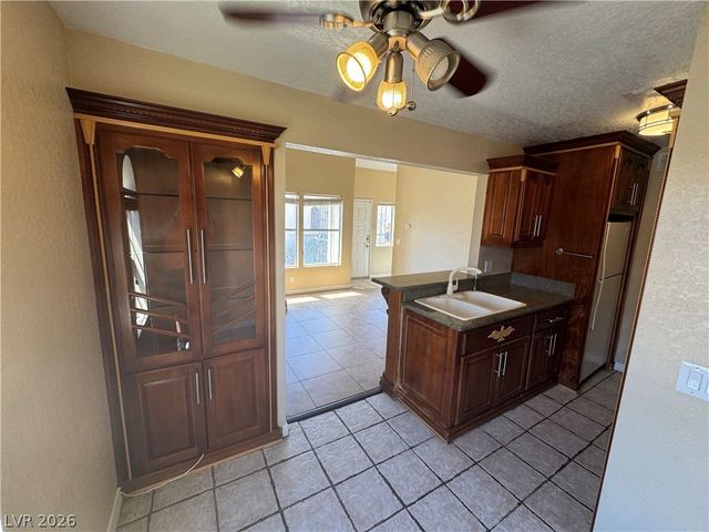 3976 Colors Court 39, Las Vegas, NV 89103