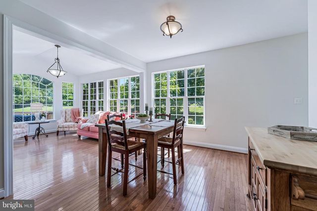 38770 DUTCHMANS KNOLL DR, Lovettsville, VA 20180