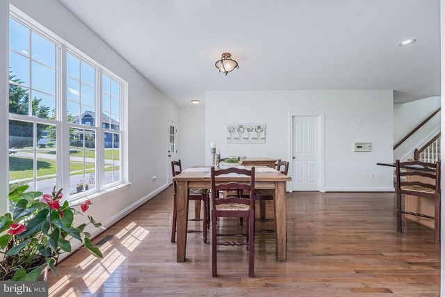 38770 DUTCHMANS KNOLL DR, Lovettsville, VA 20180