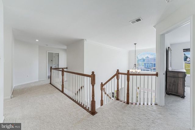 38770 DUTCHMANS KNOLL DR, Lovettsville, VA 20180