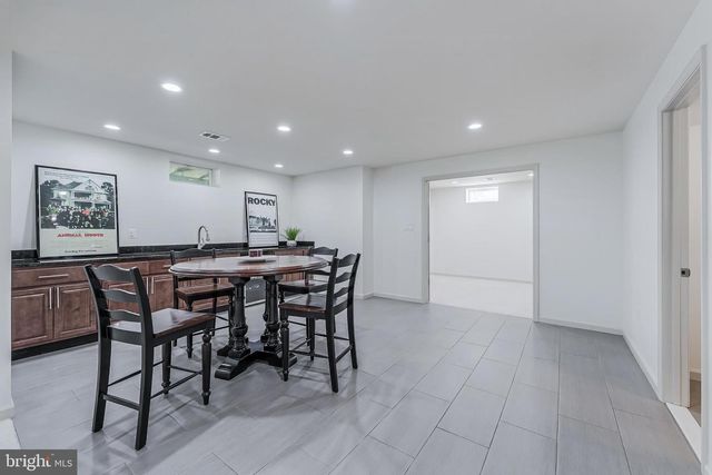 38770 DUTCHMANS KNOLL DR, Lovettsville, VA 20180