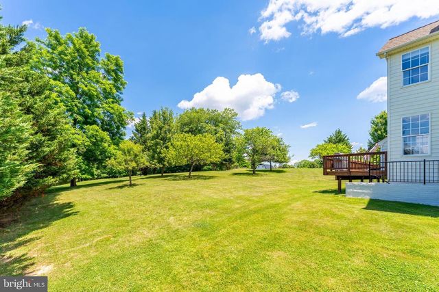 38770 DUTCHMANS KNOLL DR, Lovettsville, VA 20180