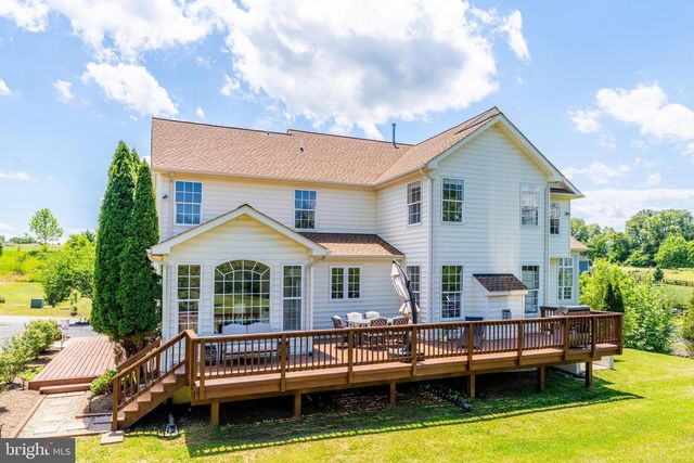38770 DUTCHMANS KNOLL DR, Lovettsville, VA 20180