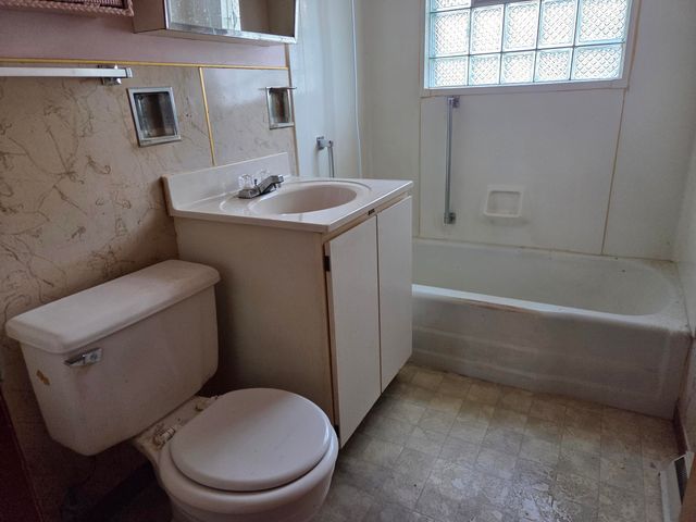 239 N Viant Street, Lowell, IN 46356