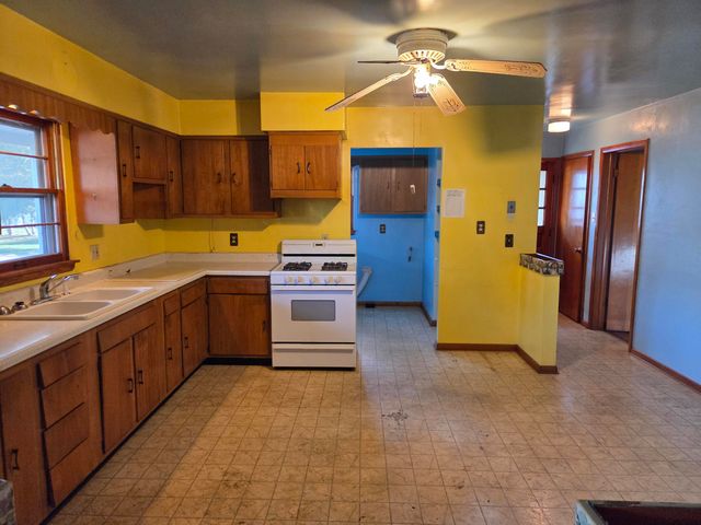 239 N Viant Street, Lowell, IN 46356