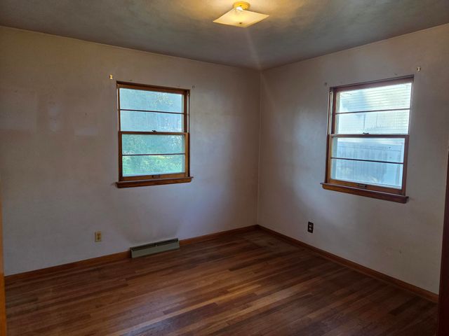 239 N Viant Street, Lowell, IN 46356