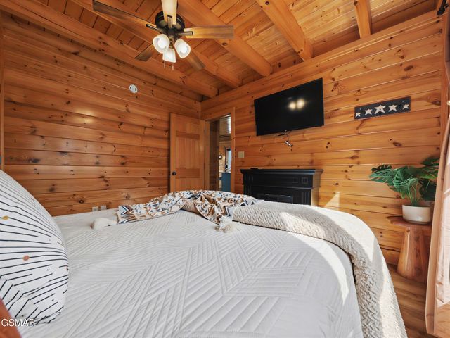 1723 Summit View Way, Sevierville, TN 37862