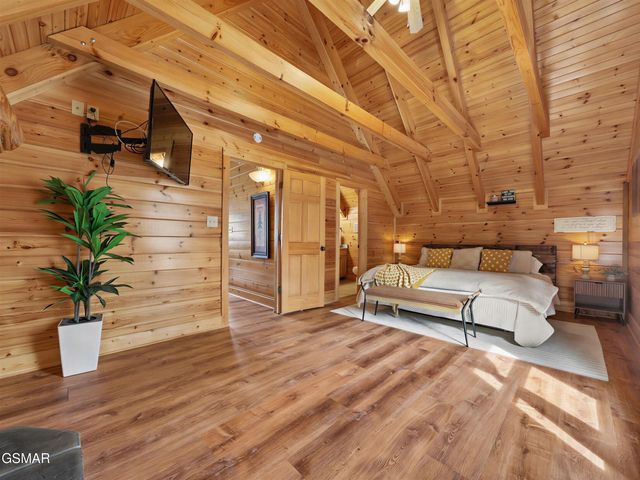 1723 Summit View Way, Sevierville, TN 37862