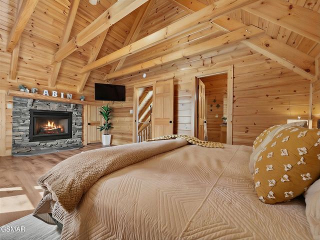 1723 Summit View Way, Sevierville, TN 37862