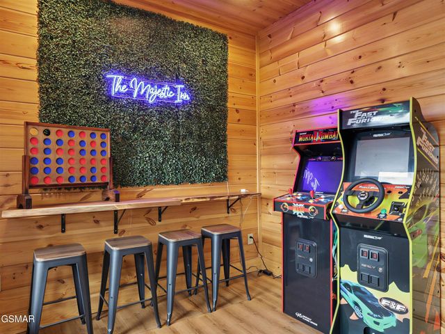 1723 Summit View Way, Sevierville, TN 37862