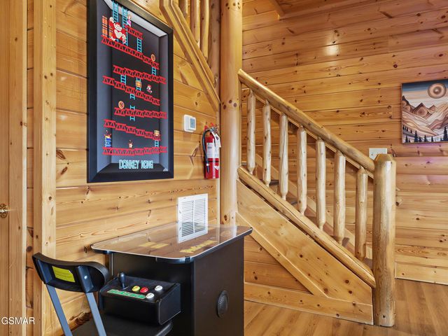 1723 Summit View Way, Sevierville, TN 37862