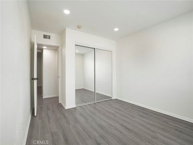 9038 Orion Avenue 209, North Hills, CA 91343