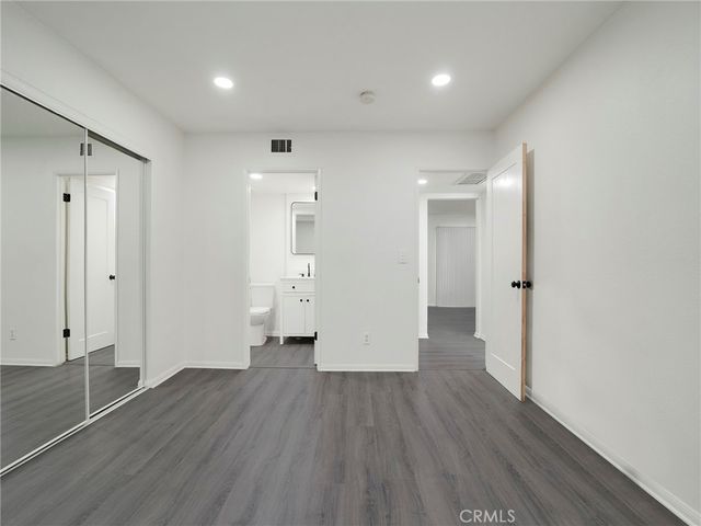 9038 Orion Avenue 209, North Hills, CA 91343