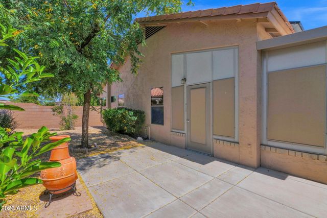 18166 W CAMINO REAL Drive, Surprise, AZ 85374