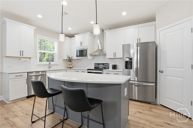 61 Rosemary Bend, Richmond Hill, GA 31324