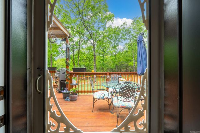 208 Blackjack Road, Greenbrier, AR 72058