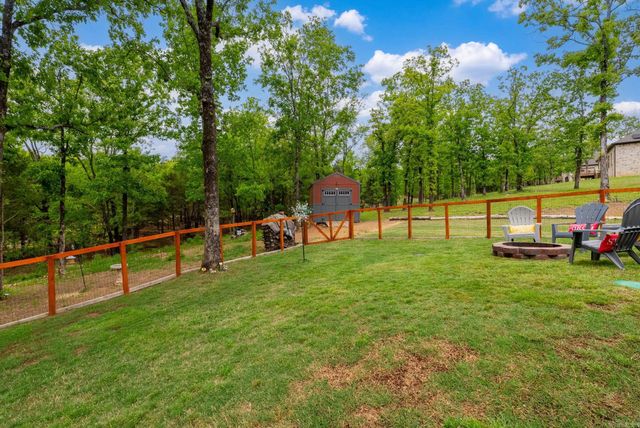 208 Blackjack Road, Greenbrier, AR 72058