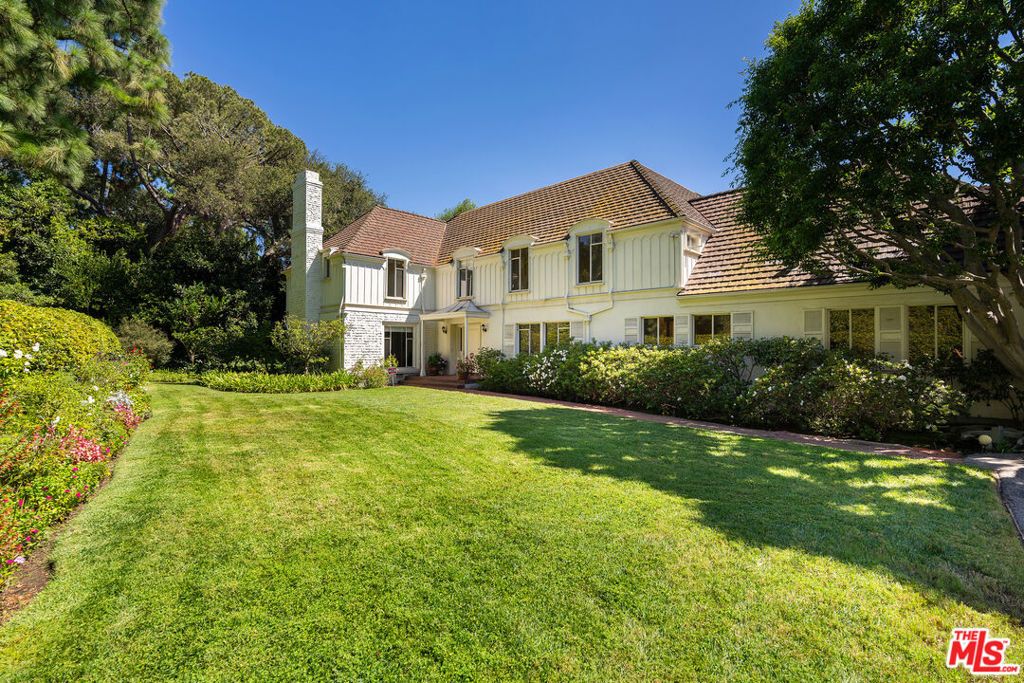 1000 N Alpine Drive, Beverly Hills, CA 90210 — photo 2