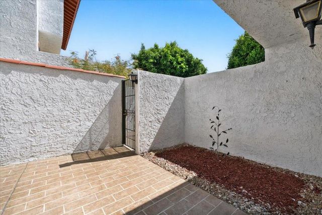 280 S Avenida Caballeros 116, Palm Springs, CA 92262