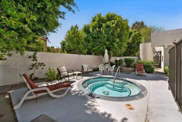 280 S Avenida Caballeros 116, Palm Springs, CA 92262