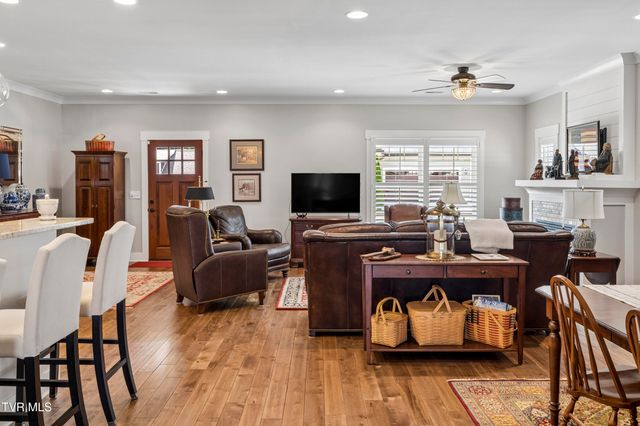 249 Princeton Gardens, Johnson City, TN 37601