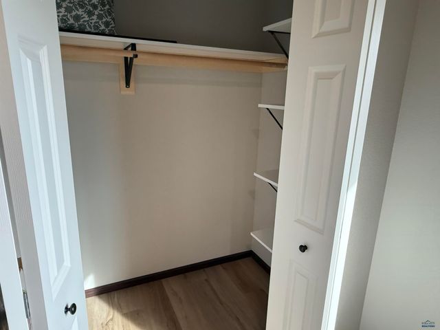 5613 BRIDGE DR, Rapid City, SD 57703