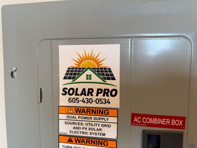 5613 BRIDGE DR, Rapid City, SD 57703