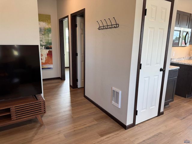 5613 BRIDGE DR, Rapid City, SD 57703