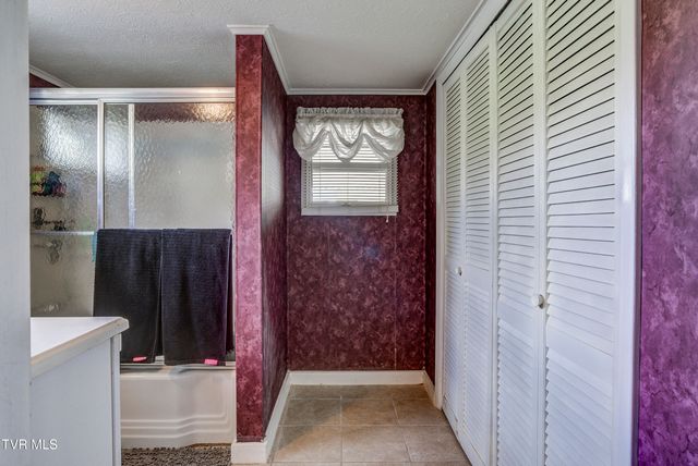 247 Cedar Point Road, Johnson City, TN 37601