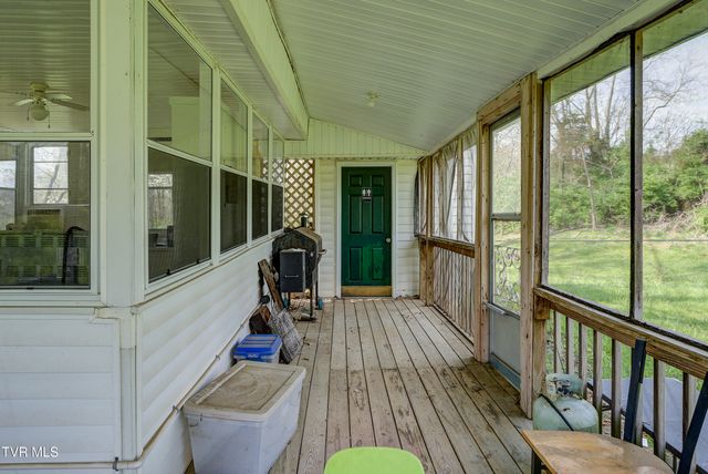 247 Cedar Point Road, Johnson City, TN 37601