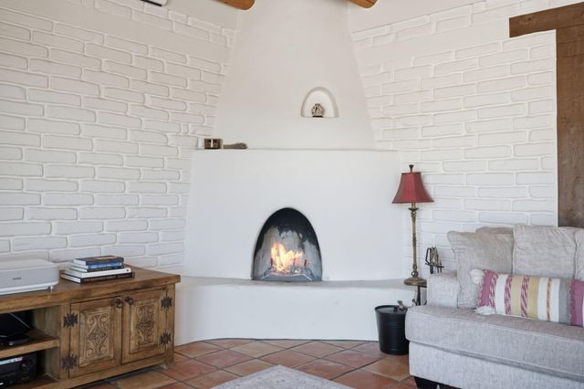236 Sagebrush Drive, Corrales, NM 87048