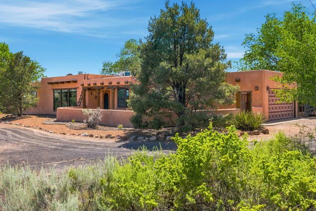 236 Sagebrush Drive, Corrales, NM 87048