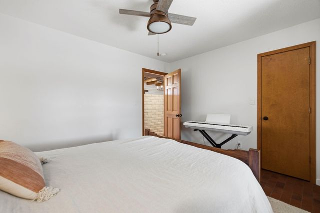 236 Sagebrush Drive, Corrales, NM 87048