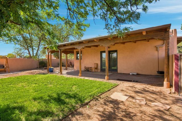 236 Sagebrush Drive, Corrales, NM 87048